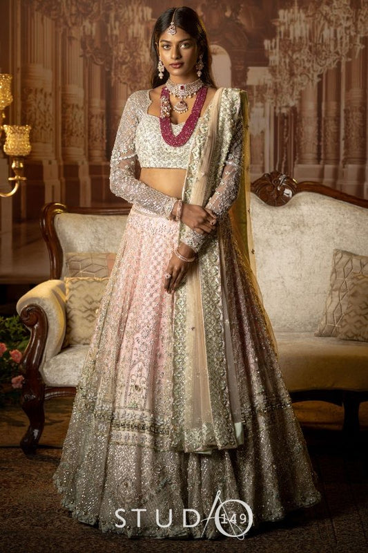 HEAVY EMBELLISHED BRIDAL LEHENGA